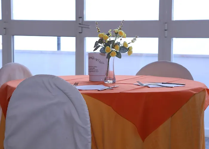 Ξενοδοχείο La Perla 3*