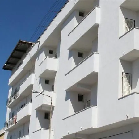 Hotel La Perla 3*