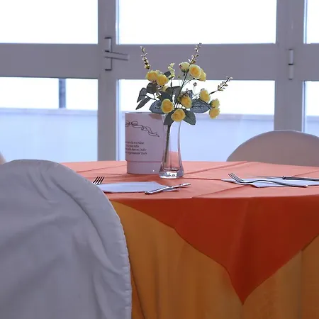 Hotel La Perla 3*