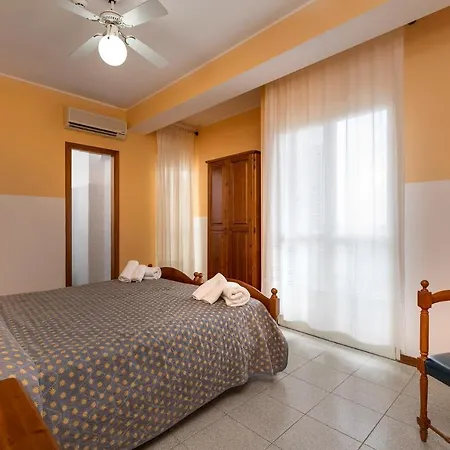 La Perla Hotel