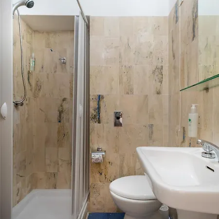 La Perla Hotel 3*
